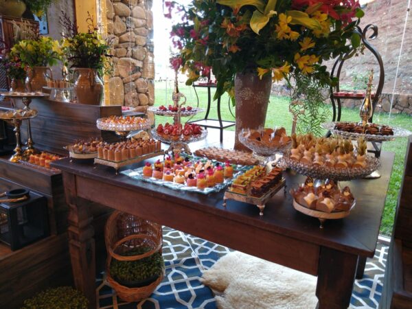 MESA DE DOCES - Image 2
