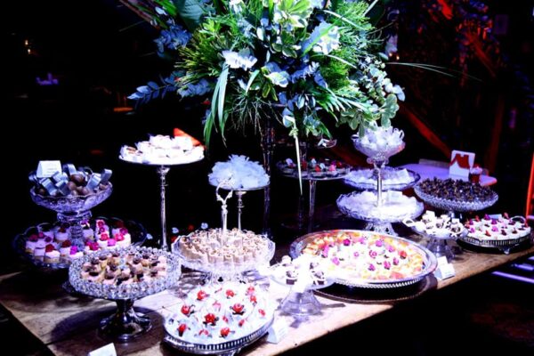 MESA DE DOCES - Image 73