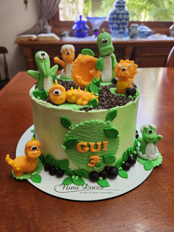 Bolos e Naked Cakes Personalizados - Image 5